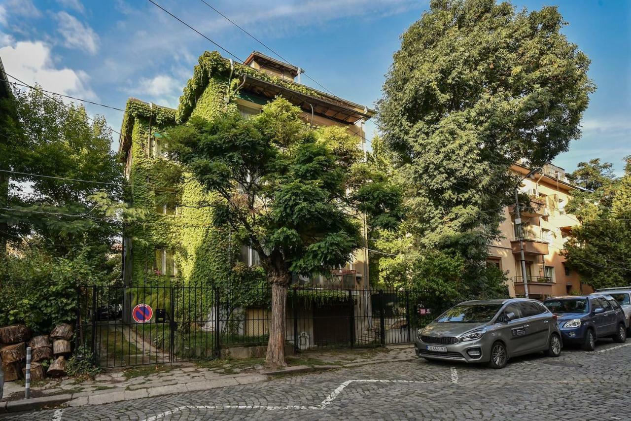 The Ivy House - A Cozy Attic Near The City Center By Flat Mаnager Sofia Bagian luar foto