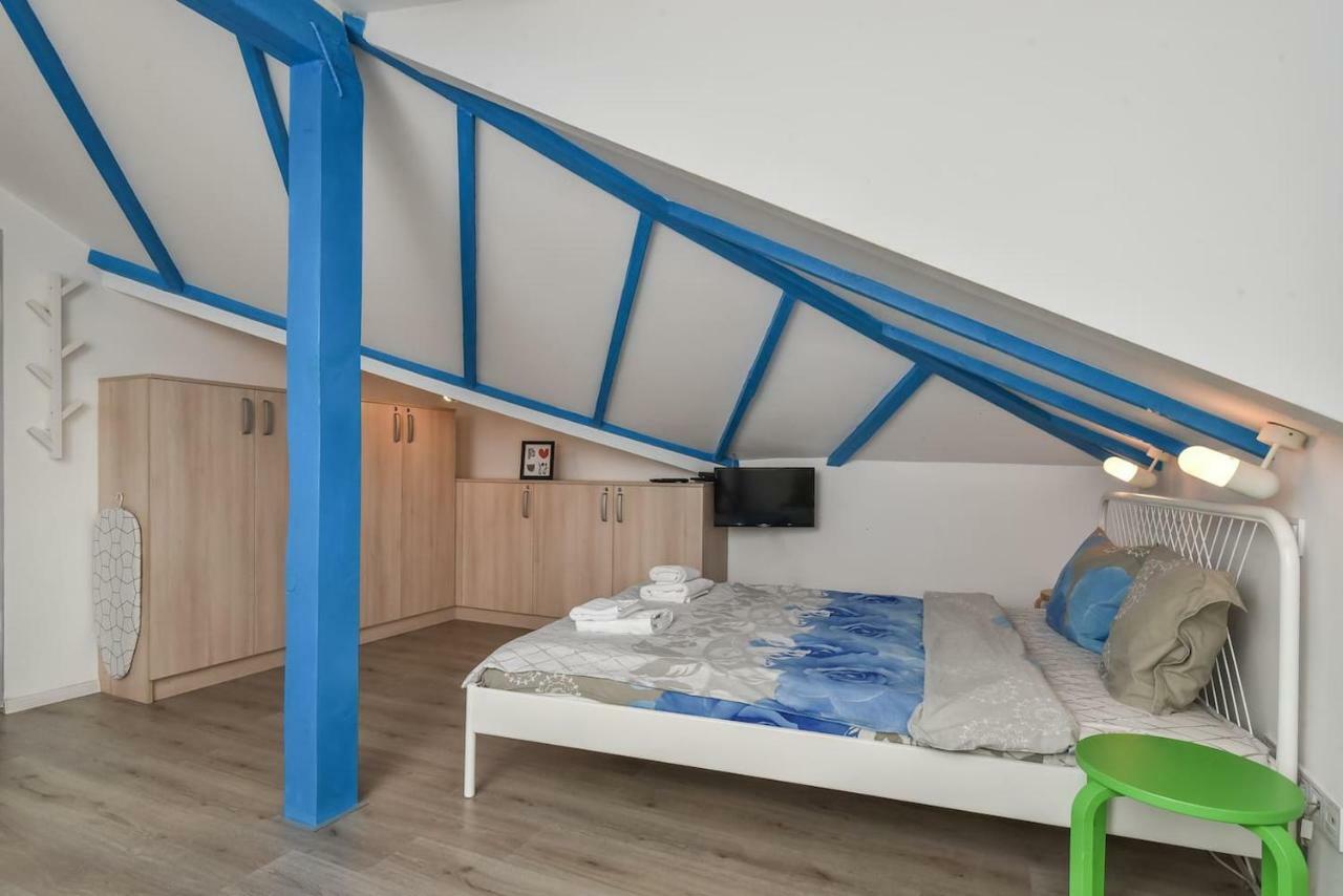 The Ivy House - A Cozy Attic Near The City Center By Flat Mаnager Sofia Bagian luar foto